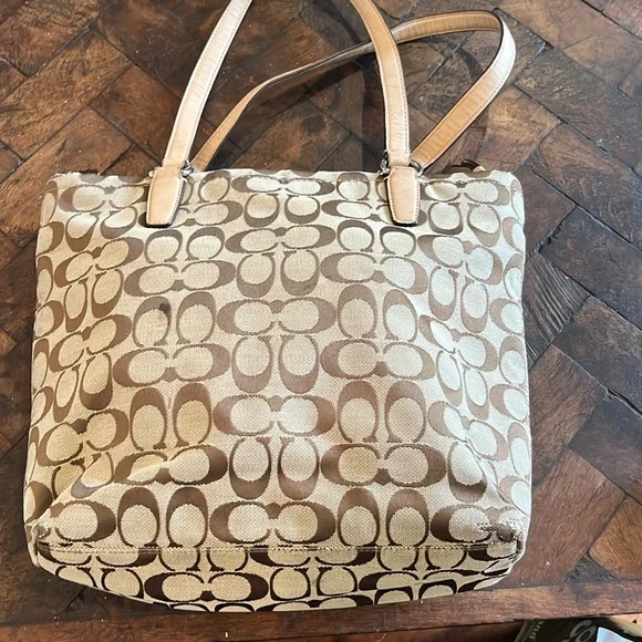 Coach Brown and Pink Signature Tote - Picture 4 of 11